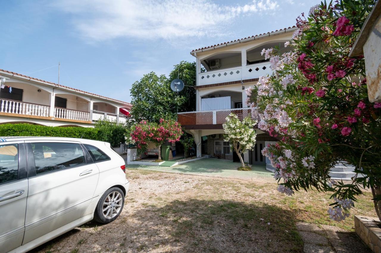 Apartments With A Parking Space Povljana, Pag - 227 Екстер'єр фото