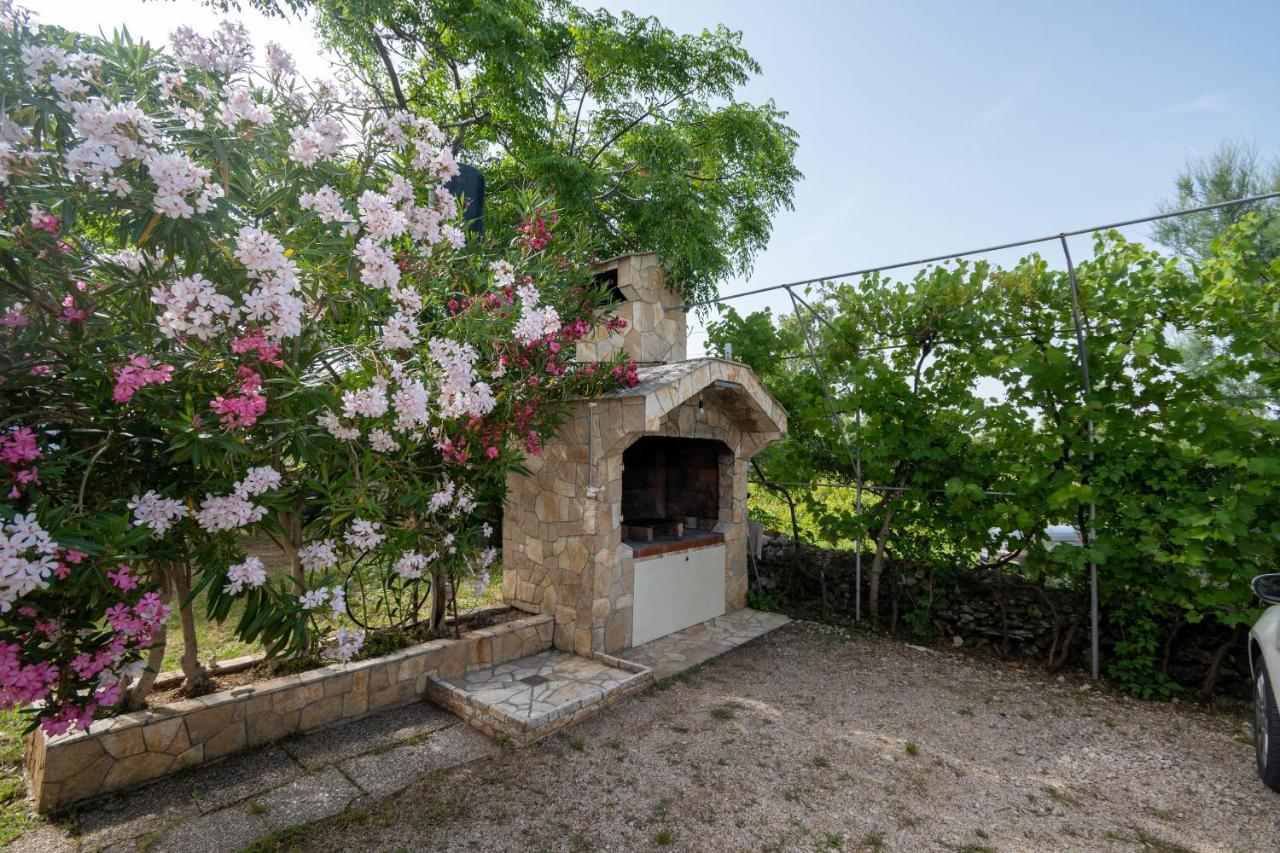 Apartments With A Parking Space Povljana, Pag - 227 Екстер'єр фото